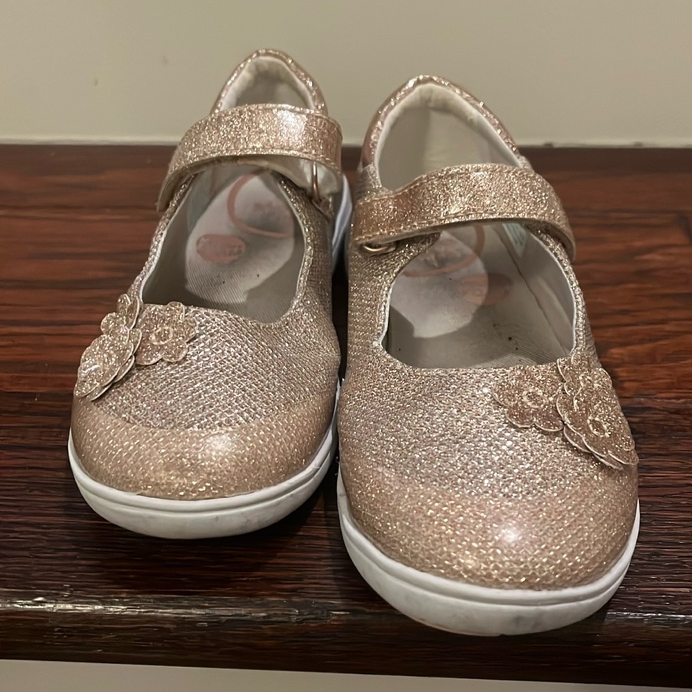 Girls Stride Rite shoes